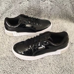 Exclusive Women’s patent leather Puma gym shoes
